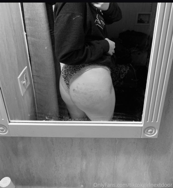 nudiez nudiez